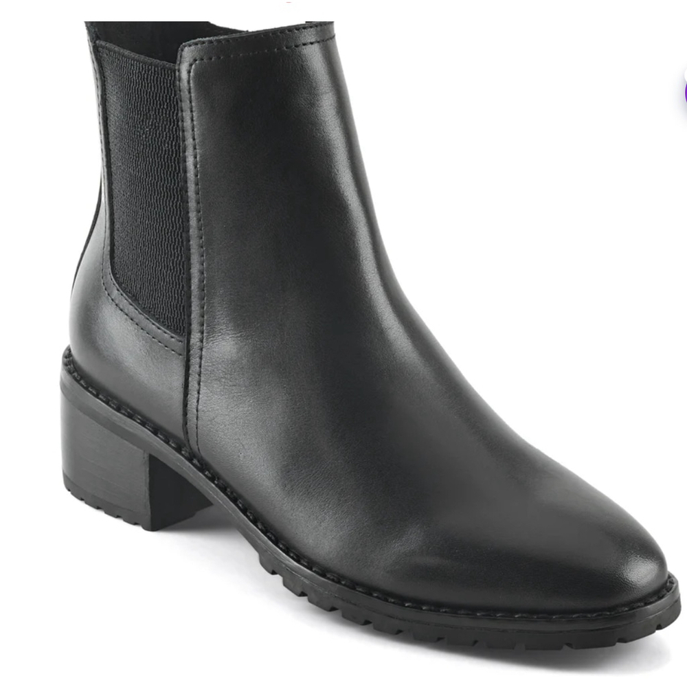 Easy Spirit Sefedra Leather Zip Ankle Black Boots & Booties 9.5 Wide